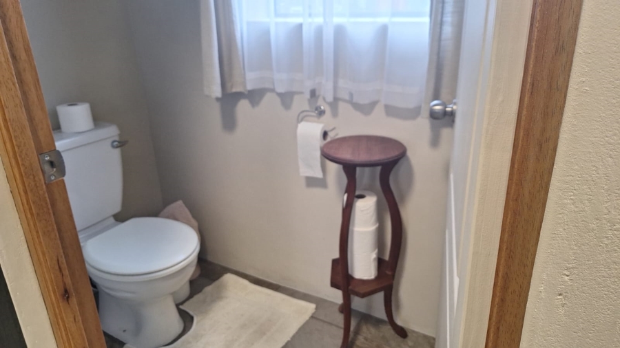 3 Bedroom Property for Sale in Stilbaai Wes Western Cape